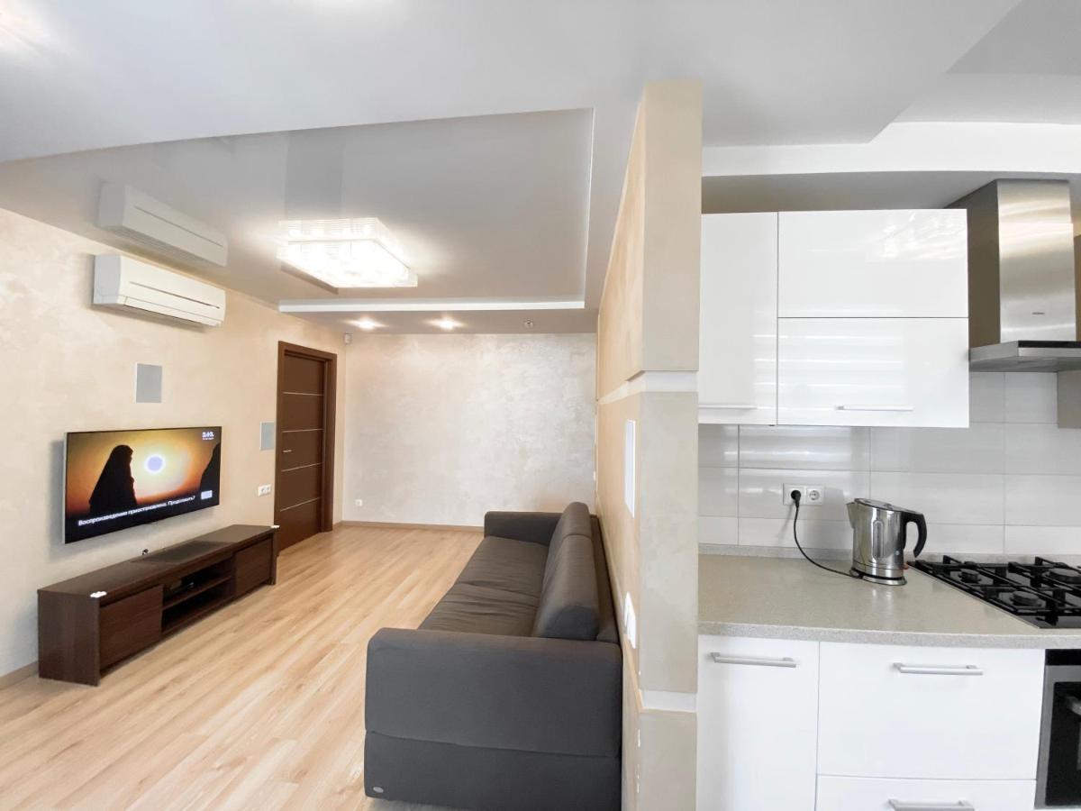 2-Bedroom Apartment Most City Area, Ekaterynoslav Square Dniepropietrowsk Zewnętrze zdjęcie