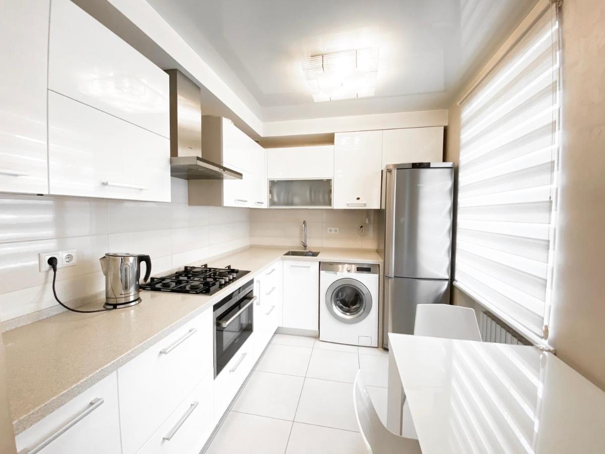2-Bedroom Apartment Most City Area, Ekaterynoslav Square Dniepropietrowsk Zewnętrze zdjęcie