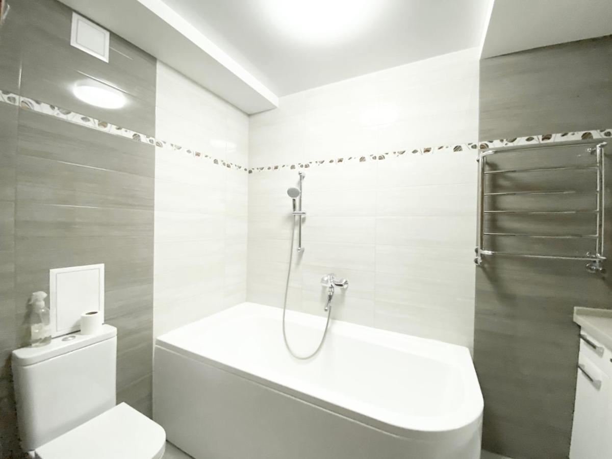 2-Bedroom Apartment Most City Area, Ekaterynoslav Square Dniepropietrowsk Zewnętrze zdjęcie