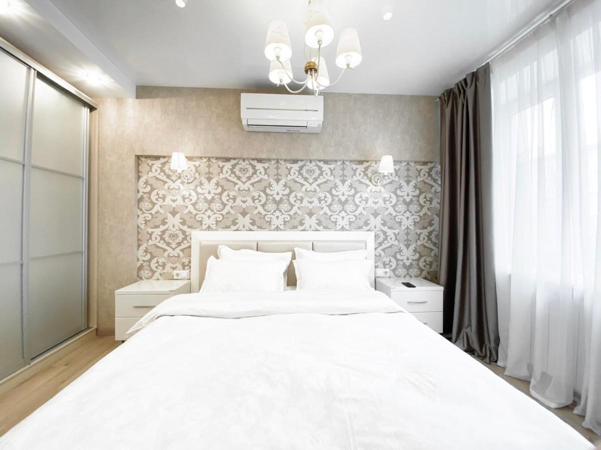 2-Bedroom Apartment Most City Area, Ekaterynoslav Square Dniepropietrowsk Zewnętrze zdjęcie