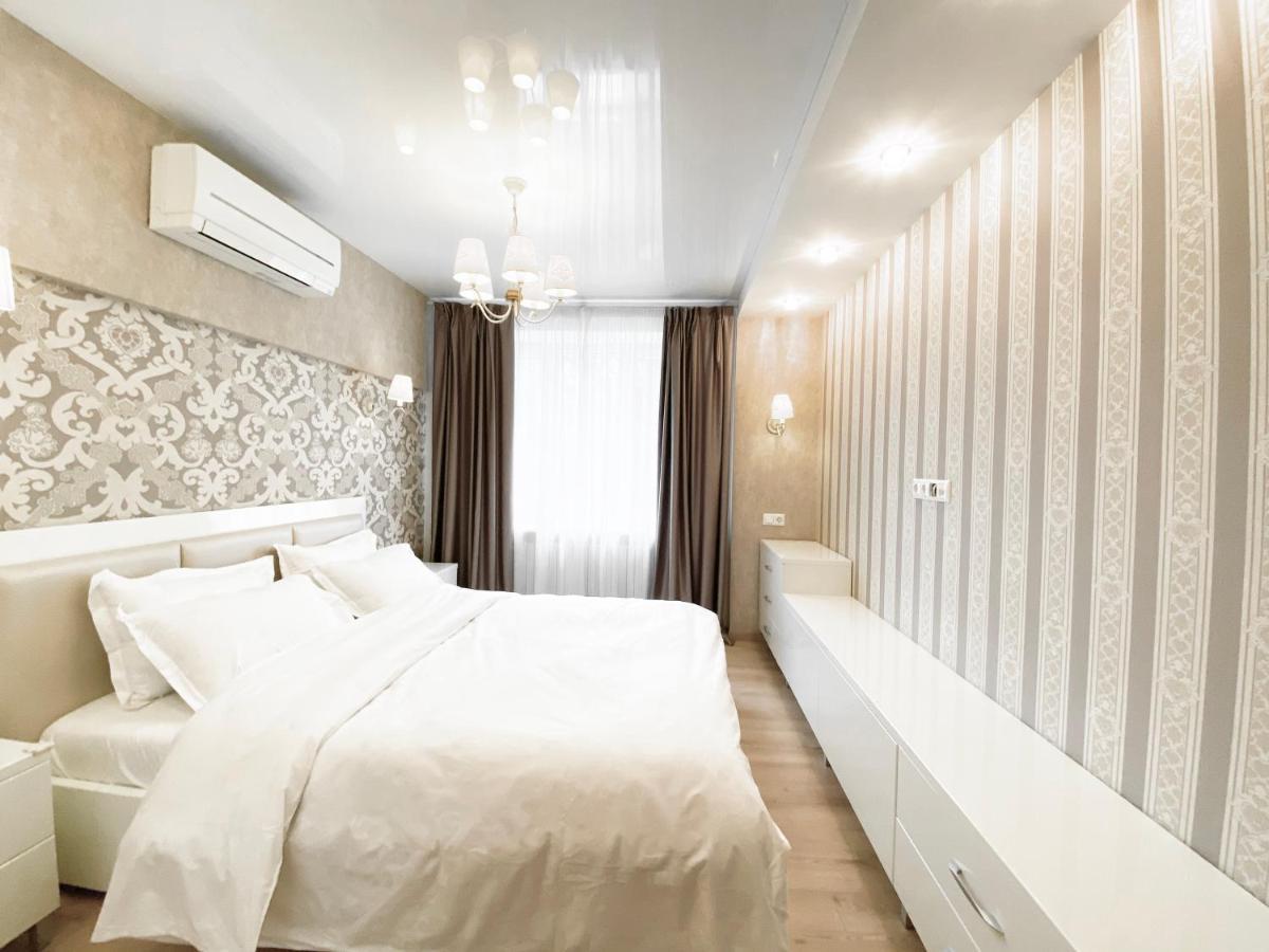 2-Bedroom Apartment Most City Area, Ekaterynoslav Square Dniepropietrowsk Zewnętrze zdjęcie