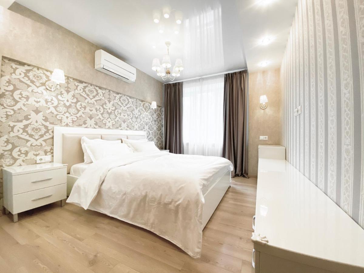 2-Bedroom Apartment Most City Area, Ekaterynoslav Square Dniepropietrowsk Zewnętrze zdjęcie